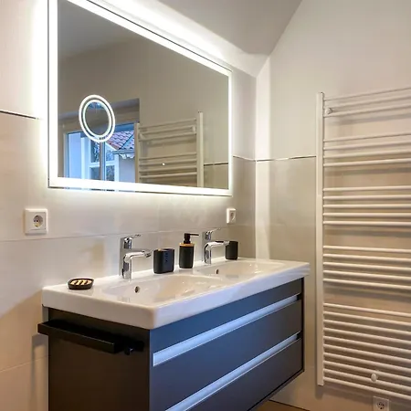 Sonnenseite Parkliebe, App 05 *